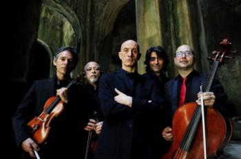 Peppe Servillo con i Solis String Quartet in 