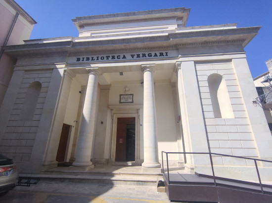 Biblioteca Comunale Achille Vergari