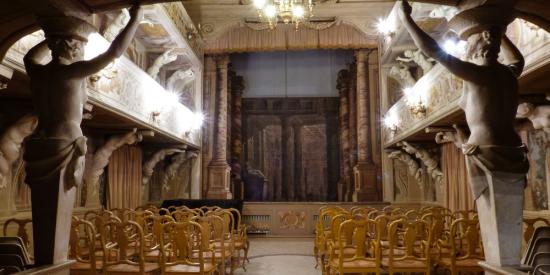 Teatro del 700 -  Villa Aldrovandi Mazzacorati