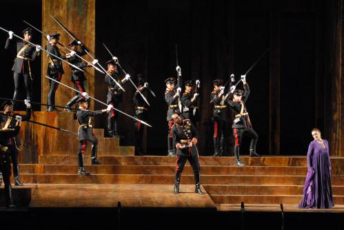 Artaserse apre la trentottesima edizione del Festival della Valle d’Itria con un grande esibizione del controtenore Franco Fagioli, nel ruolo che fu di Farinelli