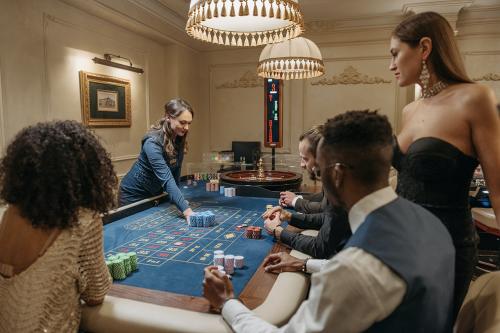 Pro e contro dei giochi da casinò con croupier dal vivo