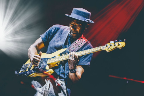 Play what’s not there: l’eredità di Miles Davis al Locus Festival 2026 con Marcus Miller &Co.