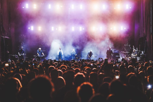 C.S.I. in concerto a Egnazia. La seconda chiamata, una messa civile per il gran finale di Locus Festival 2026