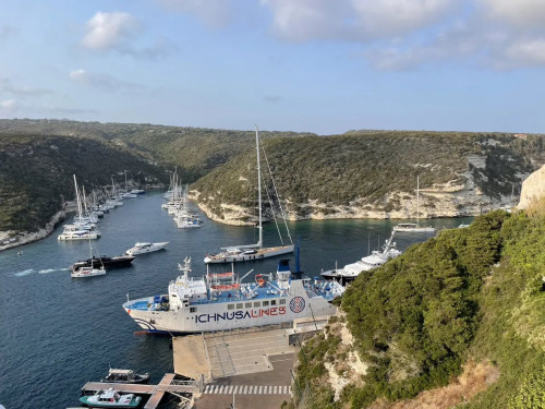 Viaggiare via mare: le destinazioni più belle da raggiungere in traghetto dall'Italia