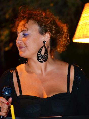 Dee Dee Joy in "Chega De Saudade" BossaJazz