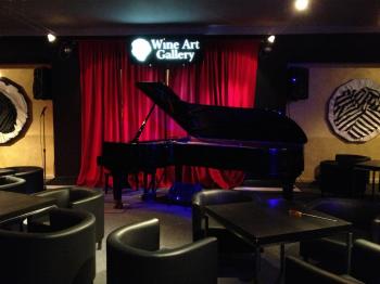 Grand Opening Wine Art Gallery & Akropolis Casino'