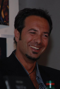  Salvio Fiore presenta il suo libro "Scendere dentro”