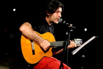 Mino De Santis, il cantastorie del Salento