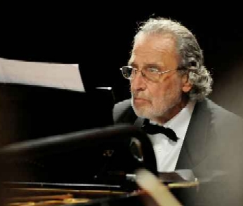 Luis Bacalov in concerto