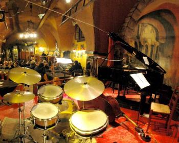Ionian Jazz Trio in concerto