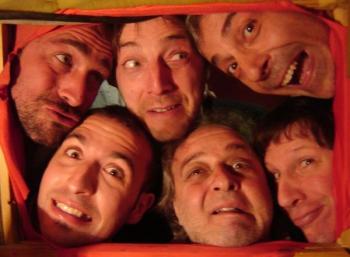 Gli OttAntUgo  con i CarToNi