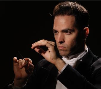 Orchestra Sinfonica in concerto diretta dal M. Rani Calderon
