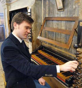 Nicolò Sari apre il XVIII Festival Organistico Internazionale di Bari
