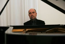 Il pianista Pierluigi Camicia in concerto