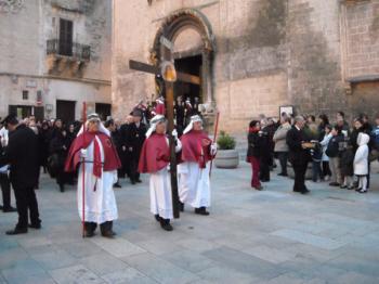 Grottaglie: Processione Della Desolata Del Venerdi' di Passione