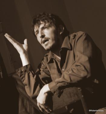 Miles Gloriosus. Morire d'uranio impoverito + Off the cage in concerto