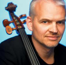 Il violoncellista Lars Danielsson in concerto