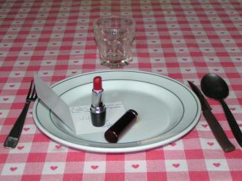 Un Invito Fatto Con Gusto  