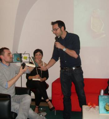 Luca Bianchini incontra i lettori in libreria
