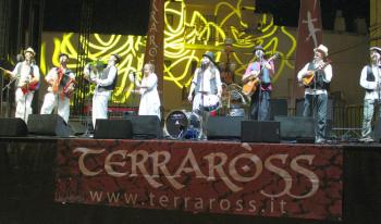 I Terraròss in concerto ad Alberobello 