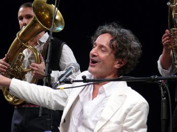Festival Duni - Champagne for gypsies di Goran Bregovic con The Wedding & Funeral Band