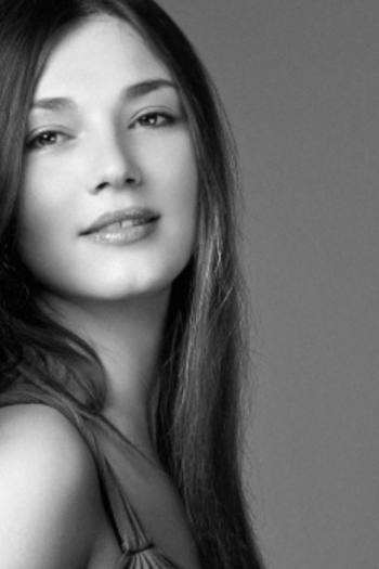 Presentazione del libro A volte s'incontrano e recital pianistico di Nicole brancale