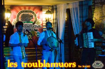 Les Troublamours in concerto