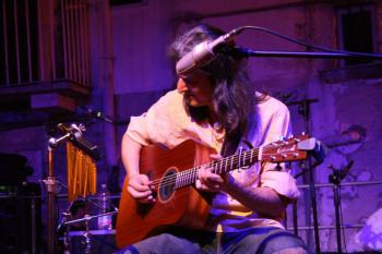 One Man Band acoustic live