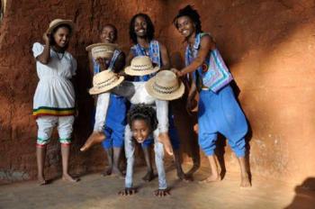 Makeda - Fekat Circus