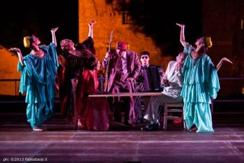 Teatri di Pietra in Campania 2013: L'oracolo di Delfi 