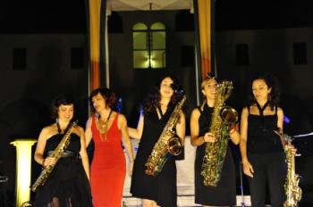 Roberta Righi & Ladies Saxophone Quartet