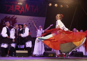 Notte della Taranta a Lecce con Arakne Mediterranea e l'Ensemble "La Notte della Taranta" ospite Marina Rei  