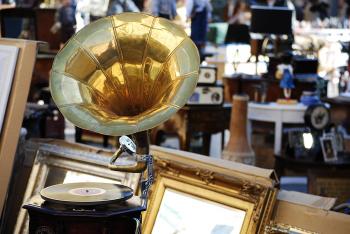 Mercatino dell'Antiquariato e del Collezionismo