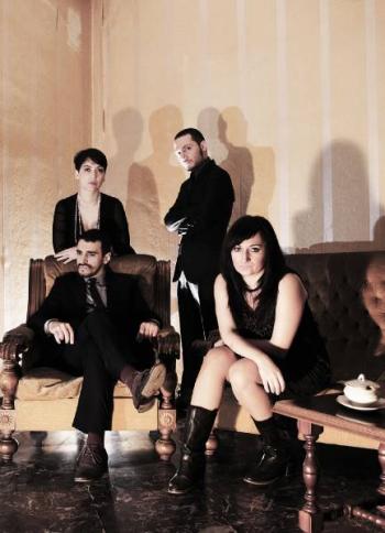 Danamaste in concerto