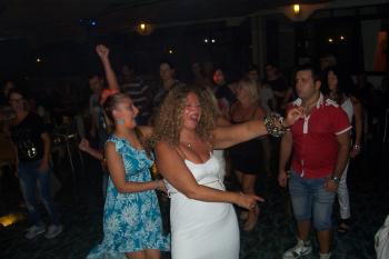 Dance Anni 70 80-balli di Gruppo e Canti Chi Vuol Cantà