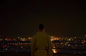 In occasione di “Un sabato notte al Museo”, Castel Sant’Elmo spalanca i cancelli alla “Santa Follia” di Mauro Maurizio Palumbo