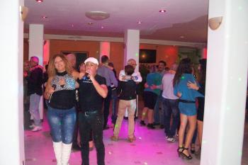 Karaoke e balli di gruppo