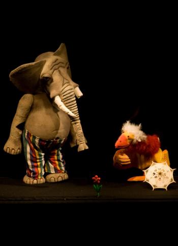 Favole&TAmburi - L’elefante smemorato e la papera ficcanaso