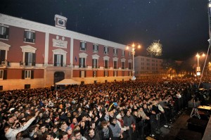 Capodanno in piazza a Bari con Après la Classe e Boccasile & Maretti show