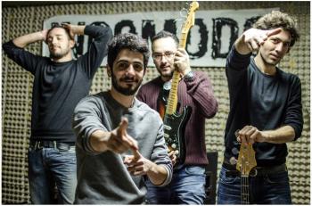 Un po’ di silenzio. Il primo album degli Incomodo