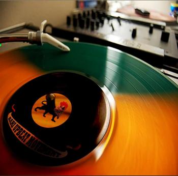 B.U.M. in concerto + Friend Sunshine Dj Set  - Festa per la Caserma liberata