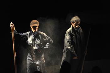 Marcovaldo, le stagioni in città. Astragali Teatro porta in scena Italo Calvino