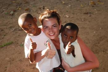 “Totalife” Onlus e Teatro “Carlo Gesualdo” insieme per i bambini del Kenya