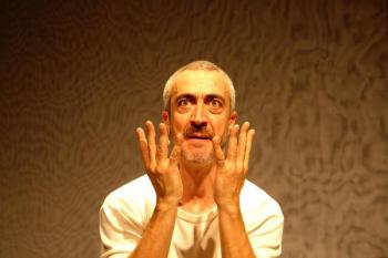 Iancu, un paese vuol dire - Fabrizio Saccomanno