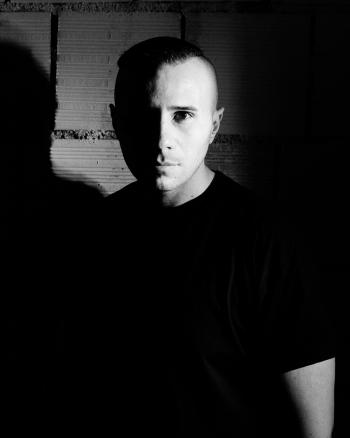 Guest DJ FK Anyway (double think - Uomo Rec - Less Conversation )