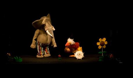 Teatro per famiglie: L’elefante smemorato e la papera ficcanaso