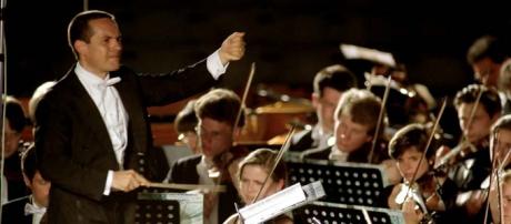 Pasqua in Musica - Concerto della Pace con l'Orchestra dei Giovani Europei diretta da Paolo Olmi