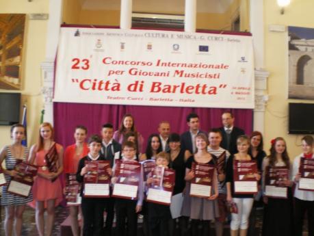 DA 53 NAZIONI AL 23° CONCORSO INTERNAZIONALE PER GIOVANI MUSICISTI "CITTA' DI BARLETTA" Nuovo grandioso successo per l'Associazione Cultura e Musica "G.Curci"