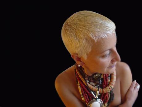 Rosapaeda in concerto alla Cooperativa Robert Owen