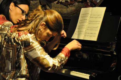 DUOKEIRA pianoforte a quattro mani